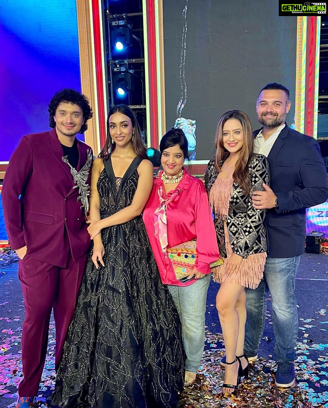 Madalsa Sharma Instagram - About last night✨ At the pre release event of “Bad Boy” ❤️ My super talented Nama @namashi_chakraborty and @amrinqureshi99 wish you all the success for “Bad Boy” 🎉 “Bad Boy” in theatres 28th April.💕 📸 @quiien #BadBoy #mustwatch #namashichakraborty #aboutlastnight