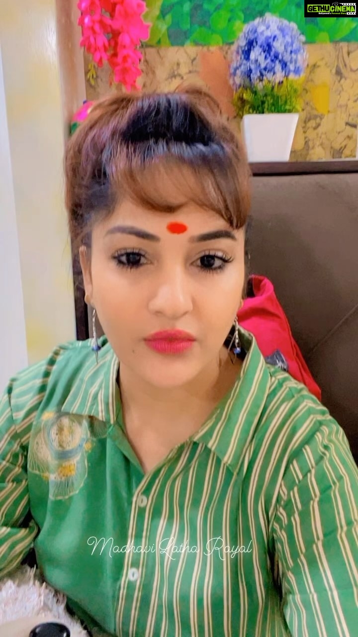 Madhavi Latha Instagram - Matha unmadamaa?? What does it means ?? We never wants to kill for not doing puja #hindutwa #religion #hindudharma