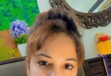 Madhavi Latha Instagram - Good qtn asked and i liked it what do u say #geethaparayanam #hinduisdharma #hindutwa #sanathan