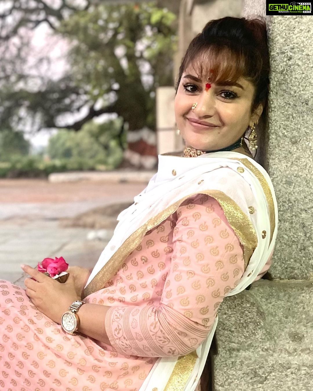Madhavi Latha Instagram - Elikatta amba buavani devalayam Approx 200 years old Temple #BhavaniMatha #jaibhavani -#srimatrenamah