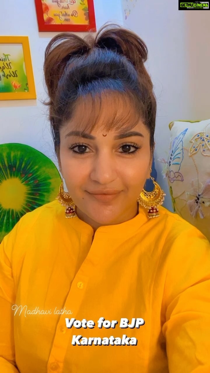 Madhavi Latha Instagram - I tried Speaking In kannada …. Vote for BJP karnataka #voteforbjp #karnatakabjp #electioninkarnataka #bjpkarnataka #kannadabjp