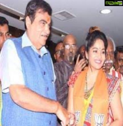 Madhavi Latha Instagram - 2018-2023 journey May 5th 2018 , joined In BJP in the presence of Union Minister Mr.Nitin Gadkari … Successfully completed 5 years life and Pride of BJP karyakarta #jaibjp #lovebip #ambjpian