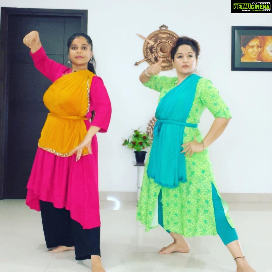 Madhavi Latha Instagram - Day -5 - Natyam Practice #kuchipudi #dance #peace #passion #dreams #classicaldance