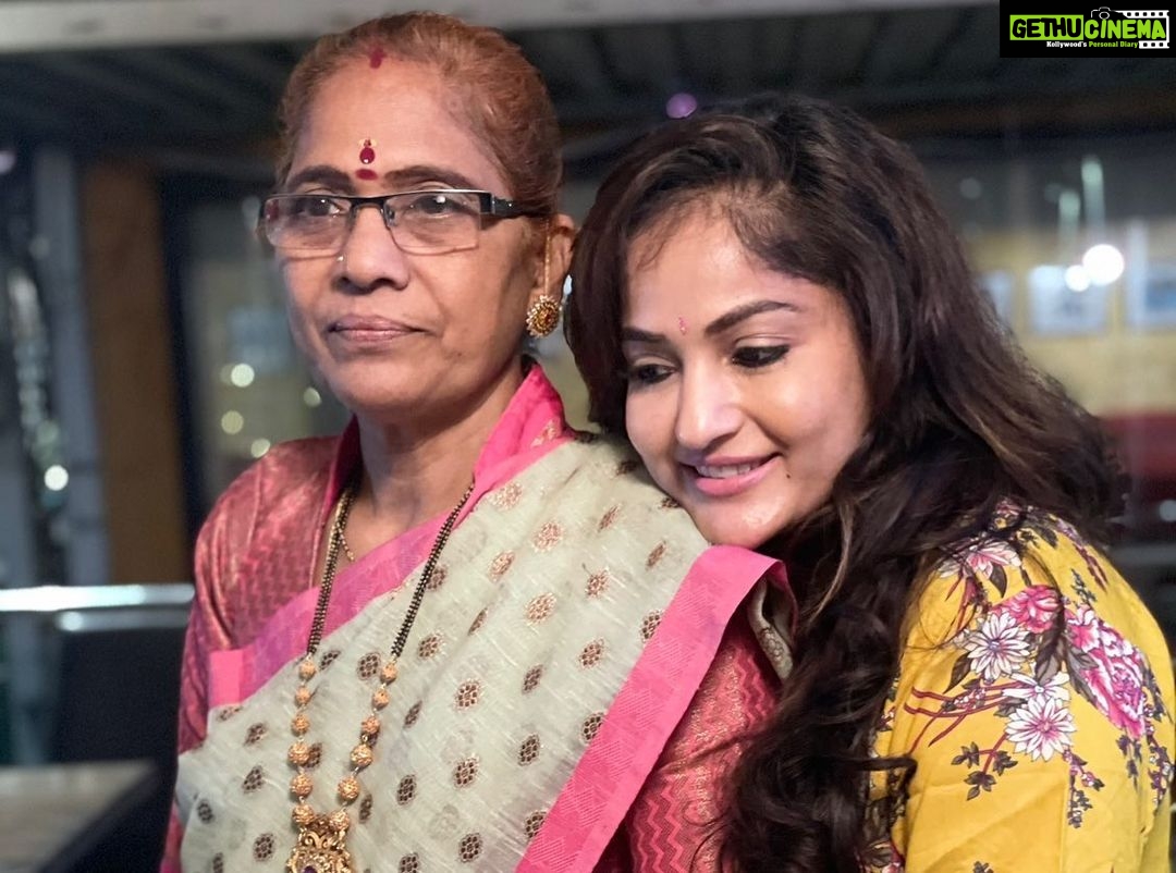 Madhavi Latha Instagram - HAPPY MOTHERS DAY AMMA and all other mom’s #motherday