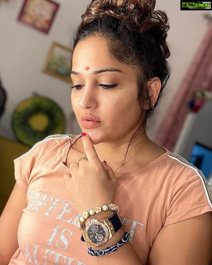 Madhavi Latha Instagram - I think am too crazy about my Apple watch bracelet strap … and again one more new Guess watch i think am Mad