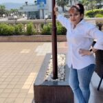 Madhavi Latha Instagram - Vishaka teeram antene oka anandam abba #vizag #vishakapatnam #rkbeachview #events #visit
