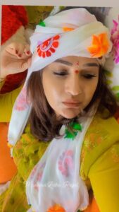 Madhavi Latha Instagram - Song chala bagundi baaaa #lovefeel #emotion #heartbroken
