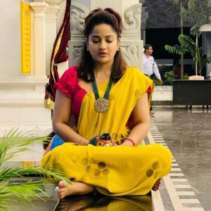 Madhavi Latha Instagram - Harekrishna golden temple #banjarahills #laxminarasimhaswamy #isckon