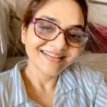 Madhoo Instagram - #stutz @netflix_in HAPPY WEDNESDAY ❤️❤️❤️❤️ work everyday on what’s important to you. You are what you do everyday