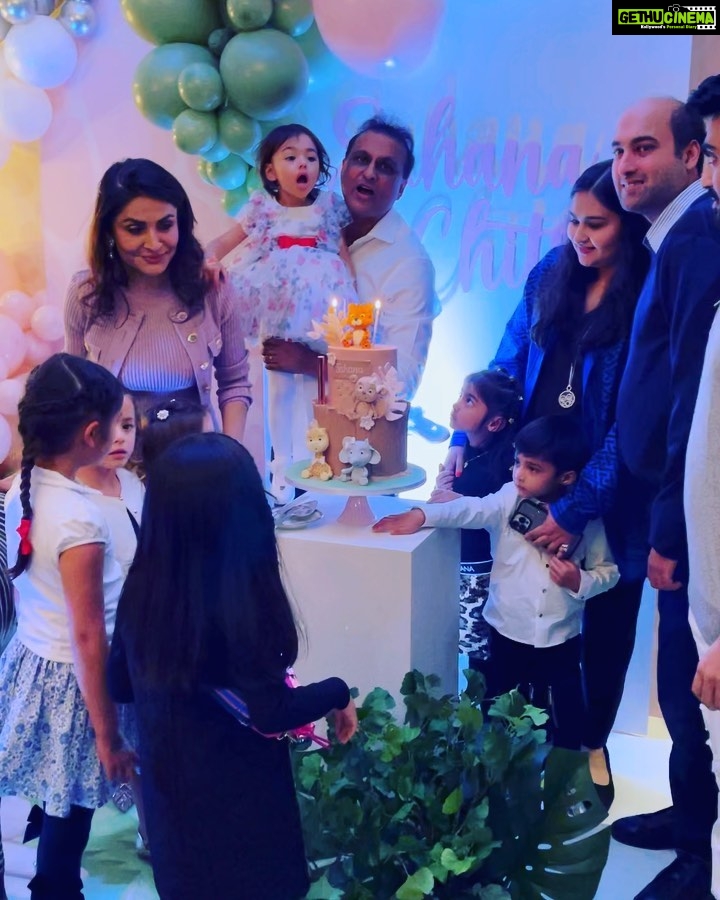 Madhoo Instagram - Happy birthday 🎂 dear birthday baby #sahanachitra love u god bless u💥❤️❤️❤️❤️ London, United Kingdom