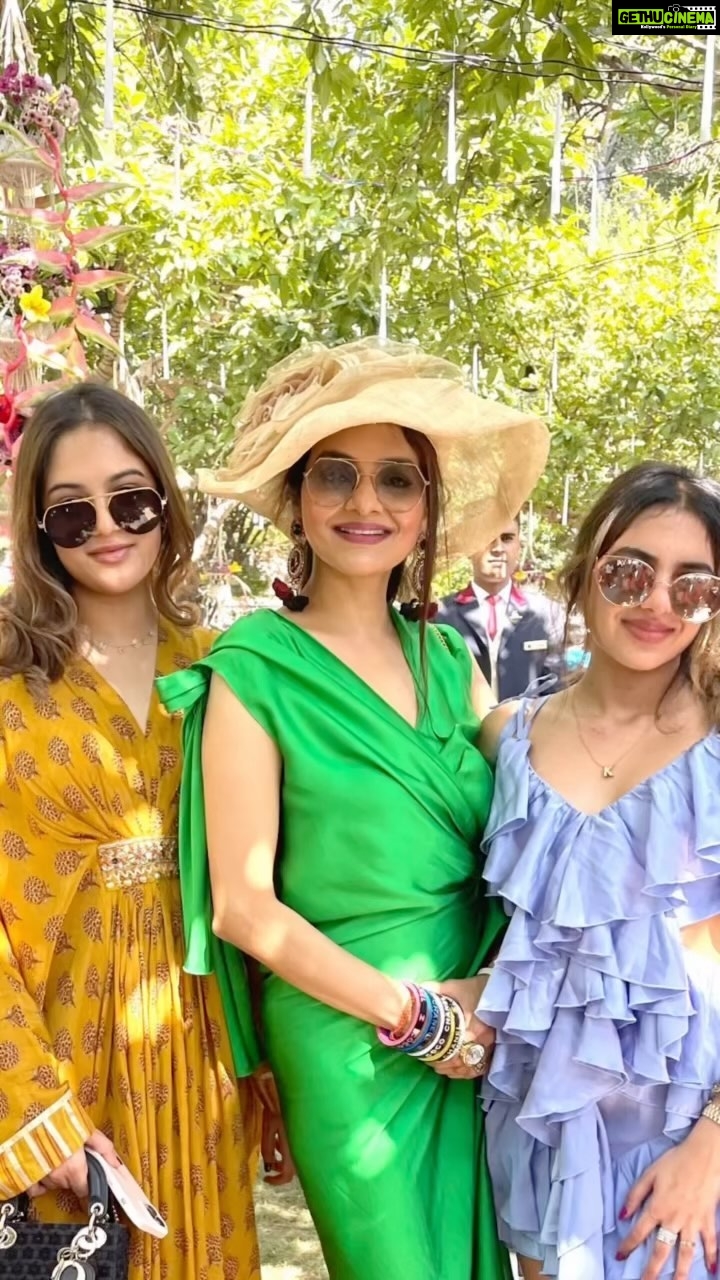 Madhoo Instagram - #trendingreels #nocaptionneeded ❤️❤️❤️