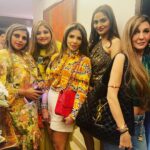 Madhoo Instagram - @anujabijlani 💃❤️❤️❤️