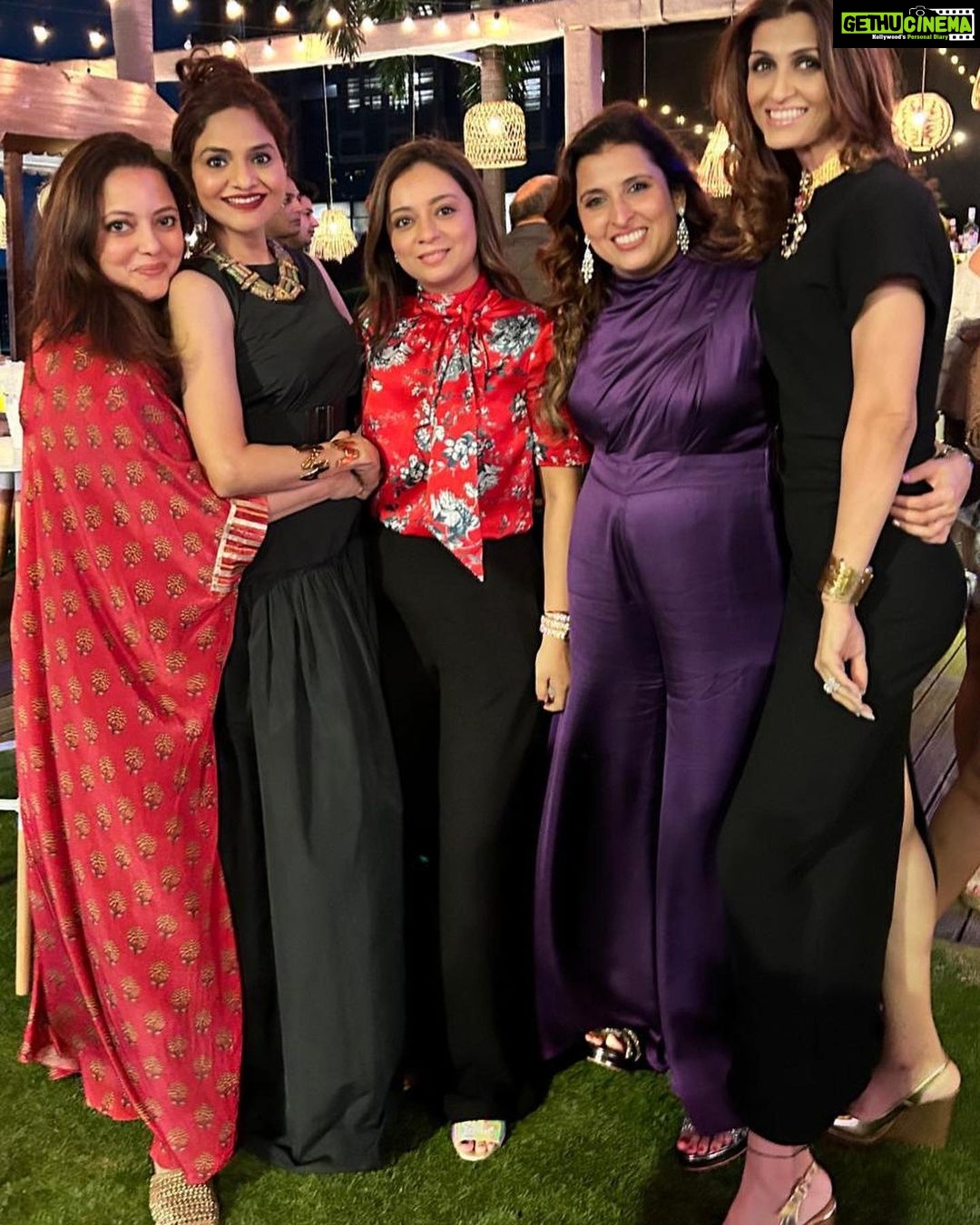 Madhoo Instagram - @rupal_mafatlal @ami_doctor @payalkilachand @akankshamalhotra ❤️❤️❤️❤️❤️❤️❤️❤️❤️❤️