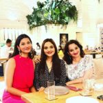 Madhoo Instagram – @ananya_2521  @srividya_devanathan ❤️❤️❤️❤️