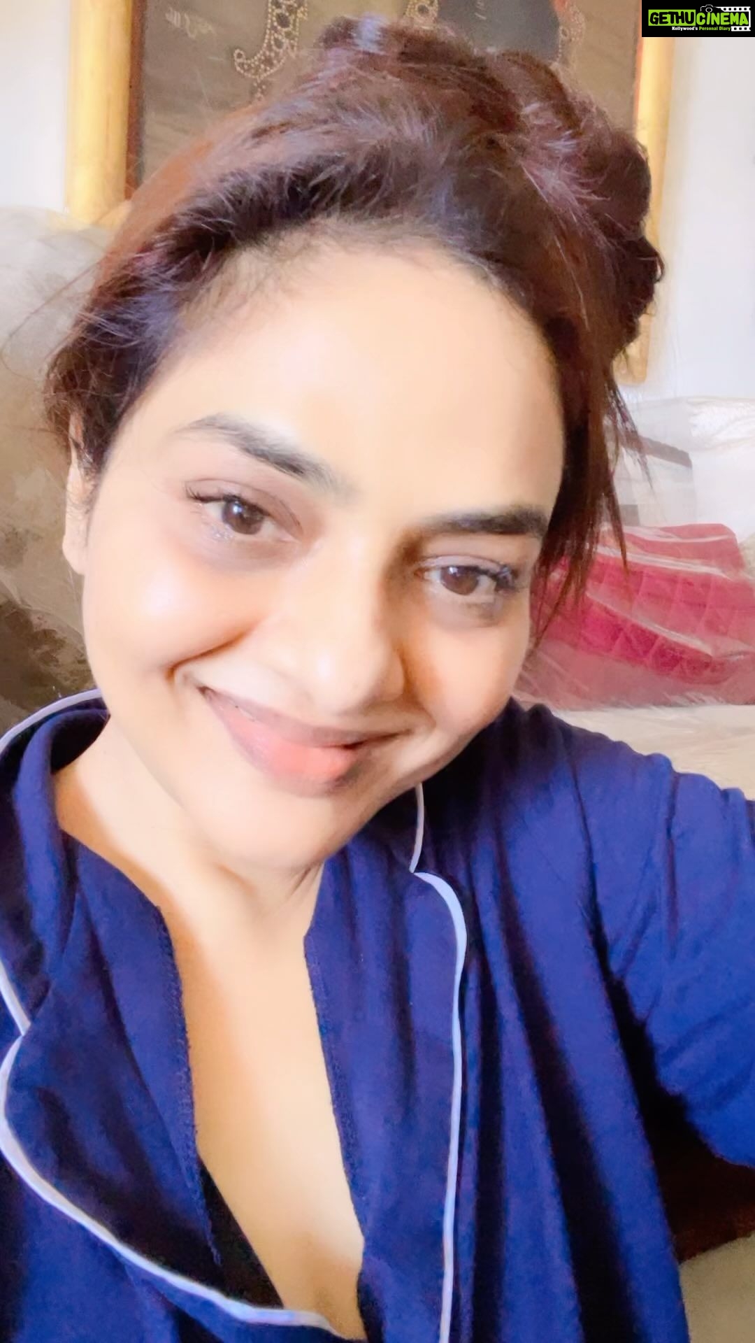 Madhoo Instagram - #lifehacks @gabormatemd @drchatterjee a must hear conversation to heal your childhood traumas.. power in sharing and asking for help…