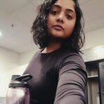 Madhumila Instagram - It's a different day compared to my other workout days😊 Read somewhere that it's better when we work out after the contrast therapy, so decided to try that. Since I already signed up for contrast therapy (hot/child therapy), gave it a try. It was far better. My endurance was way better than normal days....tried different workouts too! Finished the workout with a hydro massage. Feeling much better❤️✨ #gymtime #mathumila #kingstongirl #browngirl #browngirlbloggers #instagood #instagram #fitmom #newmom #healthylifestyle #hackhormones #planetfitness #office #officelakshmi #tamilactress #brownmodel