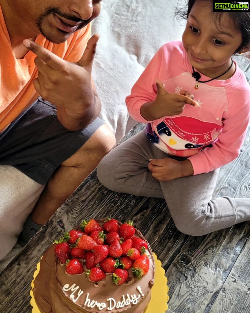 Madhumila Instagram - Happy Father's Day to my amazing husband! ❤️ Your unwavering dedication and discipline are truly admirable. Thank you for being such a wonderful role model and for all that you do for our family. Today, we celebrate you and all the amazing dads out there!🥂 Day well spent😌❤️ #FathersDay #Admiration #responsibledad Kingston, Ontario