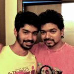 Mahat Raghavendra Instagram - Happy birthday Vijay na @actorvijay have a great year filled with all the love & happiness! Always a big fan of you for life! Love you na! 🤗❤️ #hbd to my #thalapathy 😘 @jagadish_palanisamy