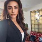 Mahek Chahal Instagram - The important thing to remember is not to forget.