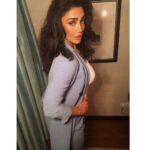 Mahek Chahal Instagram – I don’t fit in.
Never did. Never
wanted to. I do my
own shit. 

Styled by @varuneshpal 
Make up @richie_muah