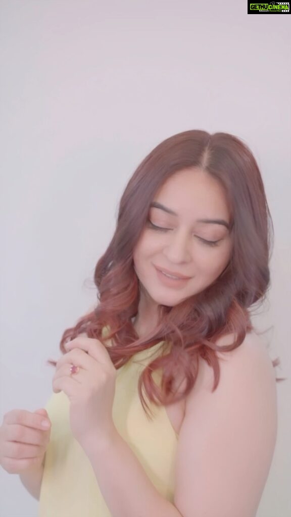 Mahhi Vij Instagram - #Ad As an actor, I always have to be sure of the products that I’m using because I’m constantly on shoots and on an open view to the public.  .  My hairstylist recommended the new Matrix Wonder Color which has a gentle no-ammonia formula, without harsh chemicals like parabens and silicones and is 100% vegan. It not only keeps my hair looking stylish but also ensures my hair is safe from any damage. My hair looks wonderful and I absolutely love how this has turned out to be.  Grab on the exciting offers on Matrix Wonder Color service at a Matrix salon near you! @matrix @qurratsalon @matrixindia_Inc #ColorThatCares #MatrixWonderColor