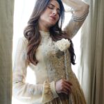 Mahira Sharma Instagram - faith 🍂 #lehmberginni Outfit : @ranasjaipur 📸 : @i.parasbains @iabhibains Earings : @shillpapuriidesignerjewellery Styling : @akansha.27 @tiara_gal @entertainmenttleo9 @stylebypriyankaa @puneet_makeovers