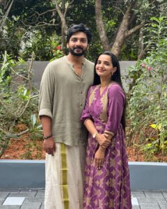 Malavika Krishnadas Instagram - Sooooo this happened 🌝…..

Coming soon…💍❤️