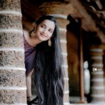 Malavika Krishnadas Instagram - Created a reel just for this song coz it was stuck in my head for so long and its refreshing too🎵✨ Still cant get over this piece of music🎧❤️ #malavikakrishnadas #bhavineshbharathanphotography