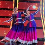 Malavika Krishnadas Instagram - Watch me and my favorite dance partner @annaprasadofficial pair up together for our new reality show “Dancing Stars”. Presenting you our star cast judges @asha_sharath_official @sreesanthnair36 @durgakrishnaartist Our Super masters @shilpabala @jobin_master @bijudhwanitarang for the best guidance on our dance journey. Kudos to our energetic hosts @karthikkness @sithara__vijayan And the master mind @zergovijayaraj our producer and the crew team behind the whole show to keep it running in full flow. Thank you so much❤️ So happy to be part of this new journey. Sending love and best wishes to my co-participants @parislaxmi @abhi.vs @_zamroodh_ @nasif_appu @nayana_josan @dilsha__prasannan__ @vishnu_groovi @actorjeevangopal @ankhitha_vinod_official_ @saranyaanandofficial @maneshrajannairofficial @becheekha @ammuzz_amrutha @renjinikunju @abishek_udayakumar_ @chaithikchithu_dh @_kunjaata_2k13 @ashi_angela_official @prajinprathap_official , lets rock and roll. Special Thanks to Firossetan and @shyam_doc for all the support❤️ On the way to something special and big . Need your prayers and support ✨❤️ Costume : Arun