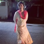 Malavika Krishnadas Instagram – Behind the scenes of Trending #1 ❤️❤️❤️
🤣🤣🏃‍♀️🐶🐶
.
Swipe Left 🫠

@nikhil_m60 😂😂

#trendingreels #trending1 #trendingtoday #parakkaparakka #dhanush #nithyamenon #thiruchitrambalam #tamil