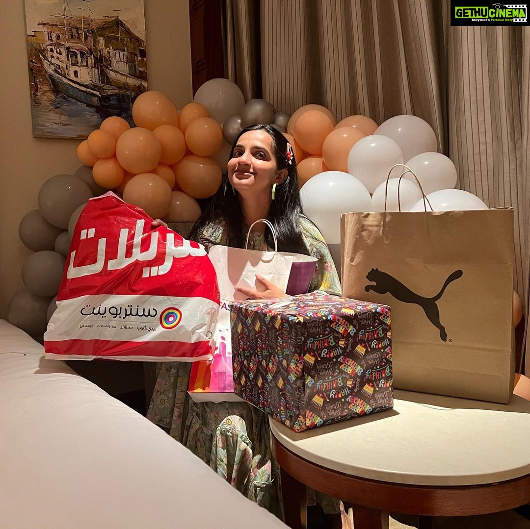 Malavika Krishnadas Instagram - Birthday 2022🥹❤️ . #june14 #bestbdayever Grand Hyatt Kochi Bolgatty