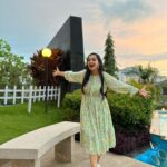 Malavika Krishnadas Instagram – Thank You All 🥹❤️
.
PC: @allen_d10 ❤️✨
#thankuuniverse #june142022 #bestday #birthdaygirl #loveandloveonly #gemini #junegirl Crowne Plaza Kochi