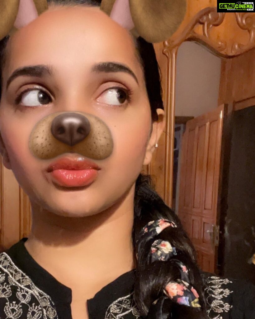 Malavika Krishnadas Instagram - Well apparently I am very DRAMATIC😌 And coz snapchat filters missed me very much😂🥰 Might delete it later 😂 . #snapfilter #instasnapchat #filters