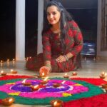 Malavika Krishnadas Instagram - Happy Diwali 🪔✨ . #Diwali #celebration #happydiwali Home.. <3 :)