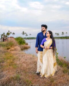 Malavika Krishnadas Instagram - The countdown is on 🌚💫 
.
PC : @lightsoncreations 
. 
#NayikaWedsNayakan ❤️