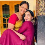 Malavika Krishnadas Instagram - Toasting and posing with the coolest ♥️😘 . #amma