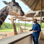 Malavika Krishnadas Instagram – 🦒🫶🏻
.
#safari #giraffelove #thailand