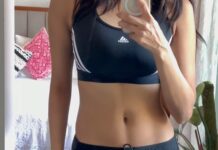 Malavika Mohanan Instagram - Next schedule of #Thangalaan begins in 2 days so back to amping up fitness levels to the peak 💪🏻 🏋️‍♀️