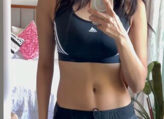 Malavika Mohanan Instagram - Next schedule of #Thangalaan begins in 2 days so back to amping up fitness levels to the peak 💪🏻 🏋️‍♀️