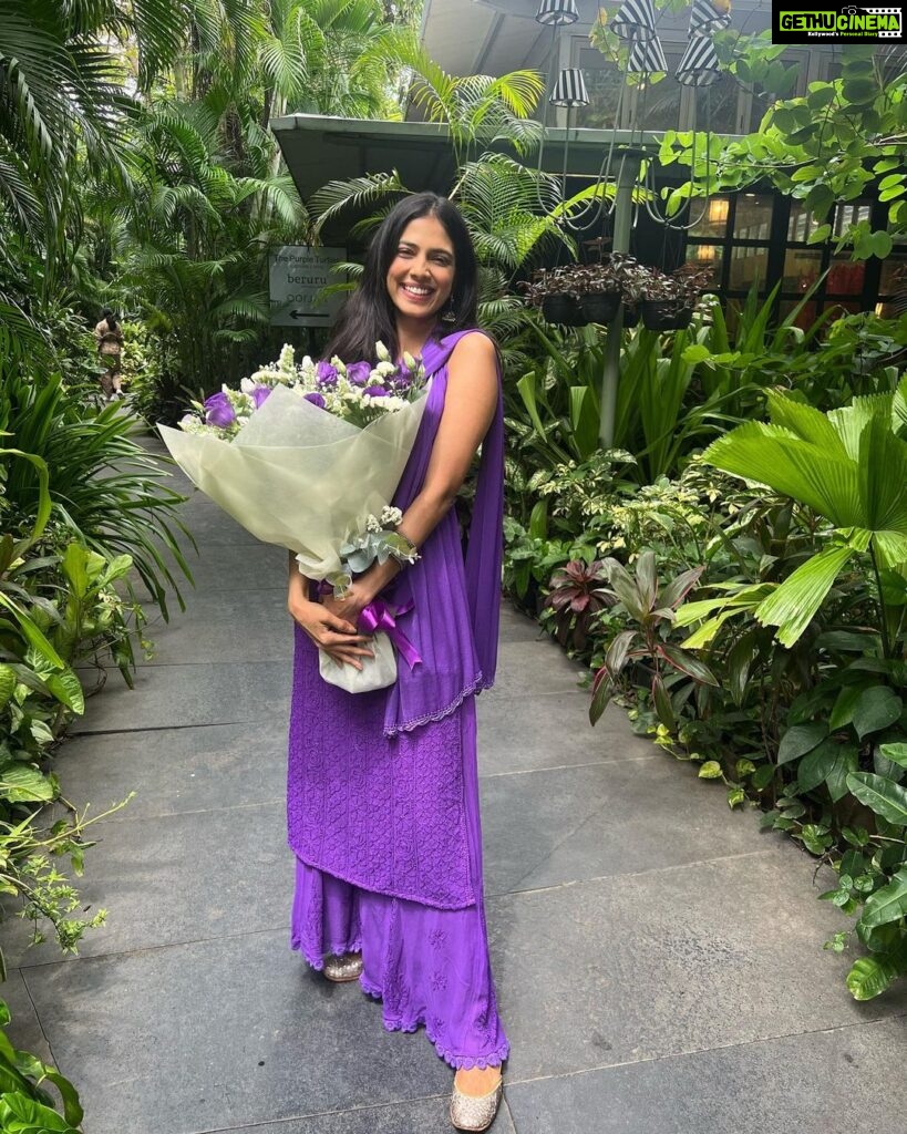 Malavika Mohanan Instagram - Coloured the town purple 💜 And oh, hello Chennai 👋