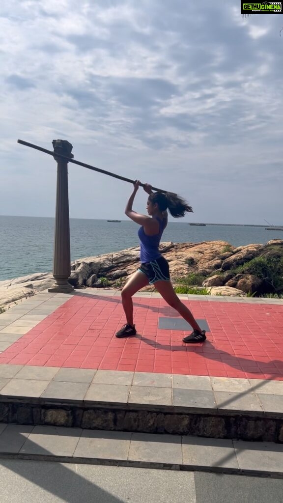 Malavika Mohanan Instagram - Taking baby steps into the magnificent world of ‘Silambam’ 👣♥️ Thank you @0763.shankarofficial for making this new journey so much fun and so interesting for me! ☺️ Can’t wait to get deeper into this discipline and make it a larger part of my life!