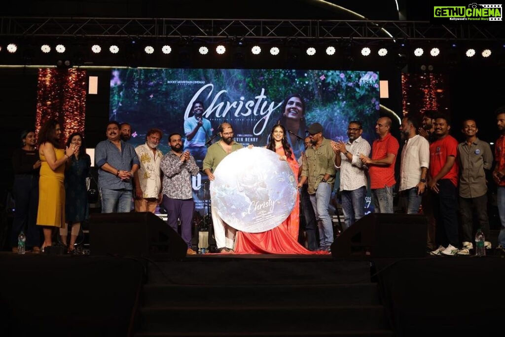 Malavika Mohanan Instagram - And what an audio launch it was for #Christy ! The sheer size of the crowd gave me goosebumps! 🤯 Absolute absolute madness! 🔥🔥🔥 And SO much love! ♥️♥️♥️ @thaikkudambridge you guys are such mindblowing performers! And Govind Vasantha, you absolute genius! Such melodious, stunning songs you’ve composed for #Christy ! Uff! It makes me feel so many feelings every time I listen to them! 🎶 #Christy songs are out now, you guys! Go listen to it! ☺️ And we’re coming to you..with our lovely songs, lovely visuals & our lovely film. On 17th of February! Come watch us ♥️ Big shout out to the ever so wonderful Trivandrum & the amazing @kannansatheesan_ & @sajai.sebastian for making this happen ♥️ Coolest producers everrr😎 Oh, and we missed you @mathewthomass Wish you could’ve been a part of it too! @alvin_henry_samuel @benny.benyamin @grindugopan @thinkmusicofficial @rockymountaincinemas