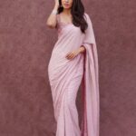 Malavika Mohanan Instagram – #Paalmanam song got me like 🥰💕 Did you like it as much as me too? ☺️💕

For #ChristyPromotions

📸 @sbk_shuhaib
Wearing @archanajaju.in @elevate_promotions
@curiocottagejewelry @minerali_store
Styled by @simrannakraa
Hair @hairbyradhika
PR @theitembomb