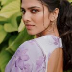 Malavika Mohanan Instagram – Hi from #Christy 💜👋
#ChristyPromotions

📸 @sbk_shuhaib
Wearing @dohrindia 
Hair @hairbyradhika
Public Relations @theitembomb Kochi, India