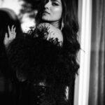 Malavika Mohanan Instagram – Nothing like 🖤&🤍 no?

@manishmalhotraworld @manishmalhotra05
@chandiniw 
@frontrowgypsy  @mahesh_notandass  @makeupbyanighajain @hairbyradhika
@theitembomb