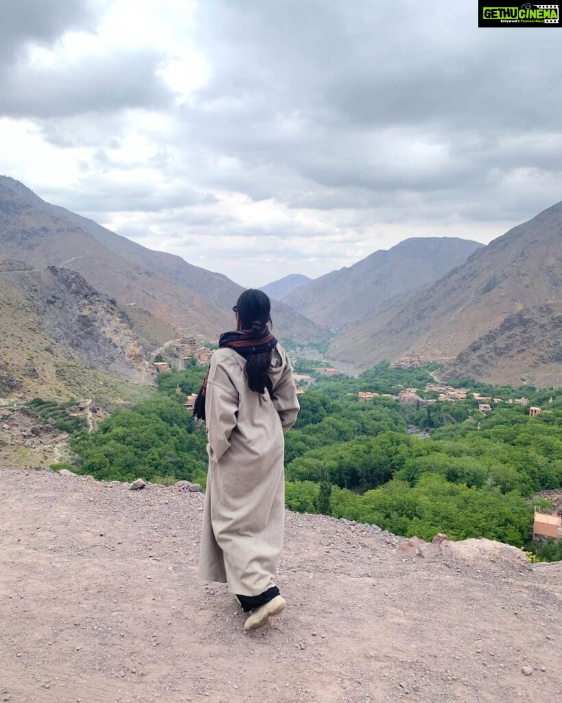 Malavika Mohanan Instagram - Highlights of yesterday- •A lovely hike at the foothills of the highest peak in North Africa 🏔 •Stopping for lunch at this stunningly scenic mountain retreat ‘Kasbah du Toubkal’ which is popularly regarded as one of the most beautiful retreats in the world 🍛 •So many pretty wild roses everywhere 🌹 •Picking fresh(and the sweetest) cherries from a cherry farm on our way down the hill and nomnom-ing to my heart’s content 🍒 It was a good day ♥️