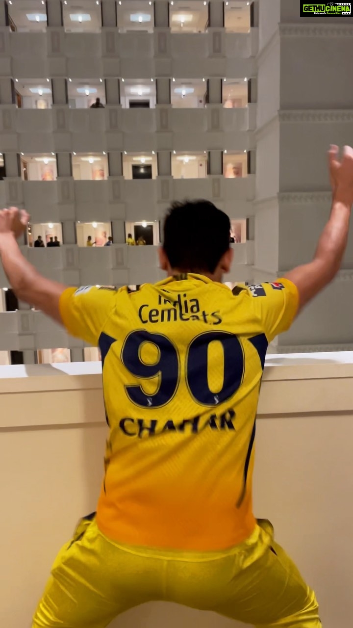 Malti Chahar Instagram - Celebration is still going on even at 5 am in the morning 😁 what a match and what a win !! 💛 And what a season for our cherry!! @deepak_chahar9 from injuries to victory!! More love and power to you bro😘 #lifetime #memories #csk #cskvsgt #win #whistlepodu #yellove Ahmedabad, India