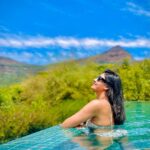 Malti Chahar Instagram - ☀️🫧🏞️ #view #mountains #love #nature #peace