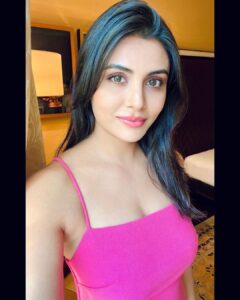 Malti Chahar Instagram - CSK💛
Literally after 4 years! See you guys at Chepauk Stadium 😃

#whistlepodu🦁💛 #csk #yellove