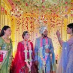 Malti Chahar Instagram - With Mr and Mrs Thakur❤️ #justmarried #happy #couple #beautiful #wedding Karjat
